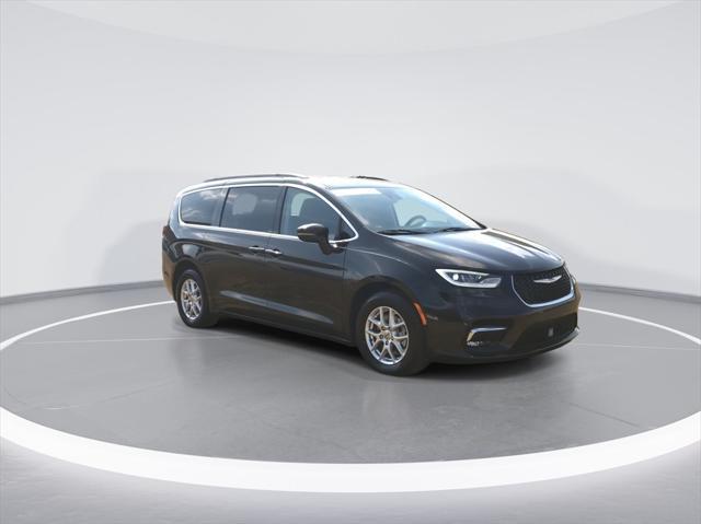 used 2022 Chrysler Pacifica car, priced at $23,498