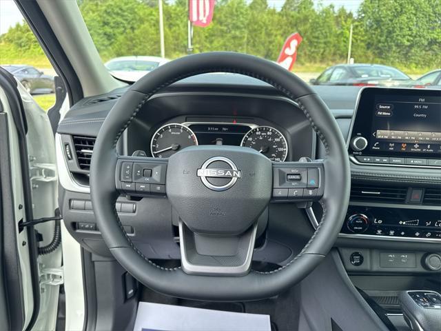 new 2025 Nissan Rogue car, priced at $32,432