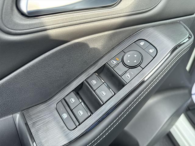 new 2025 Nissan Rogue car, priced at $32,432