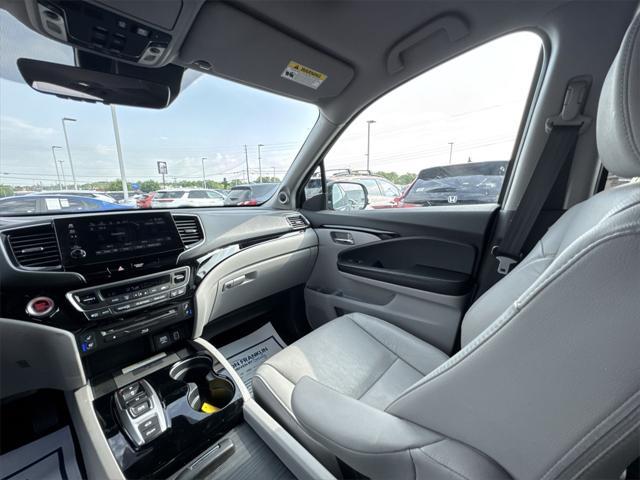 used 2022 Honda Pilot car, priced at $36,900