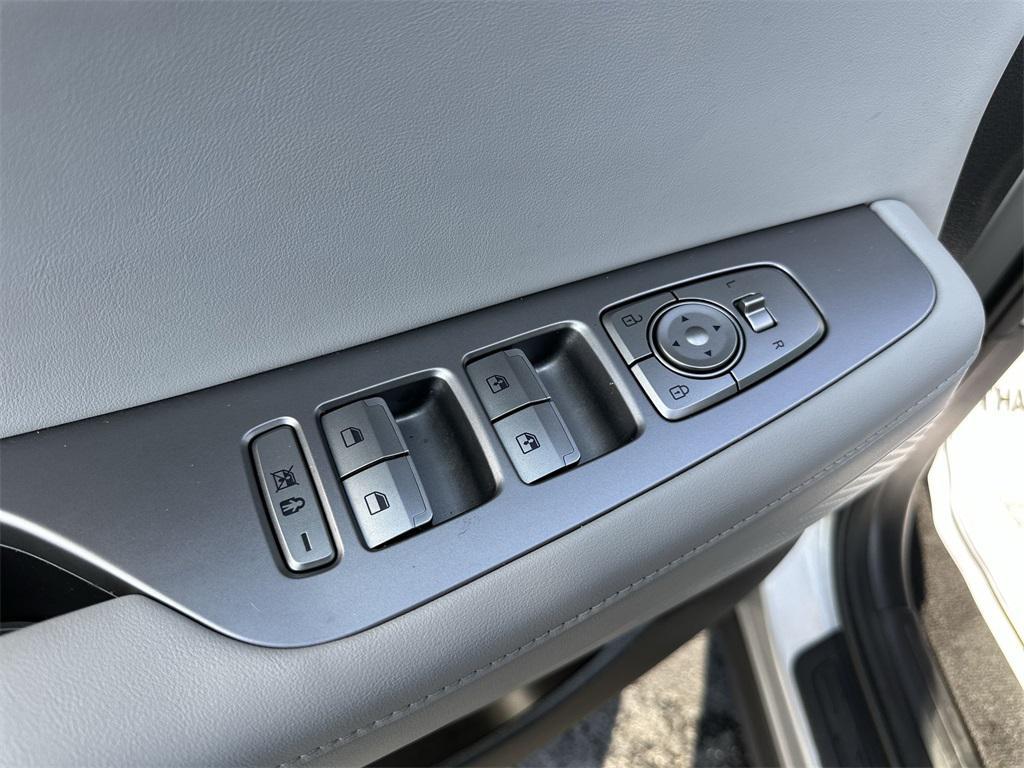 used 2022 Hyundai Palisade car, priced at $35,865