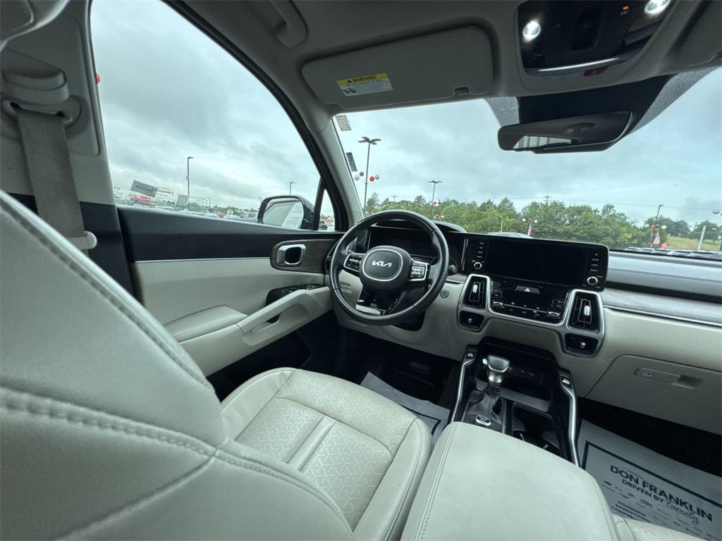 used 2022 Kia Sorento car, priced at $23,995