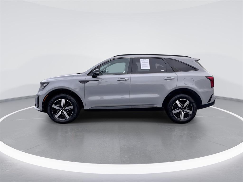 used 2022 Kia Sorento car, priced at $23,995