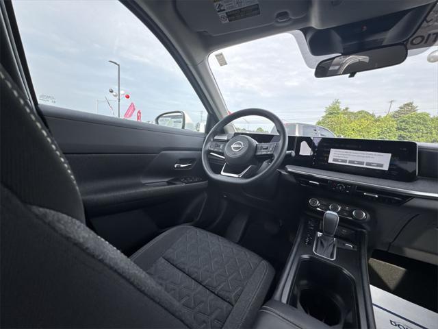 new 2025 Nissan Kicks car, priced at $24,705