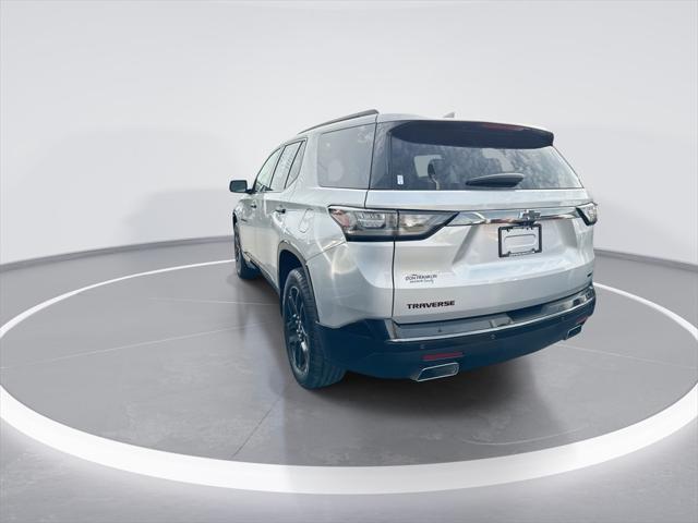 used 2021 Chevrolet Traverse car, priced at $28,400