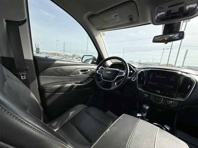 used 2021 Chevrolet Traverse car, priced at $28,400