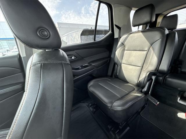 used 2021 Chevrolet Traverse car, priced at $28,400