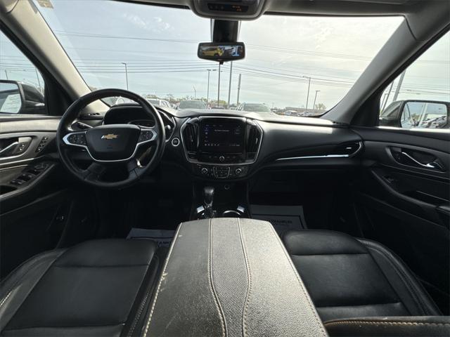 used 2021 Chevrolet Traverse car, priced at $28,400
