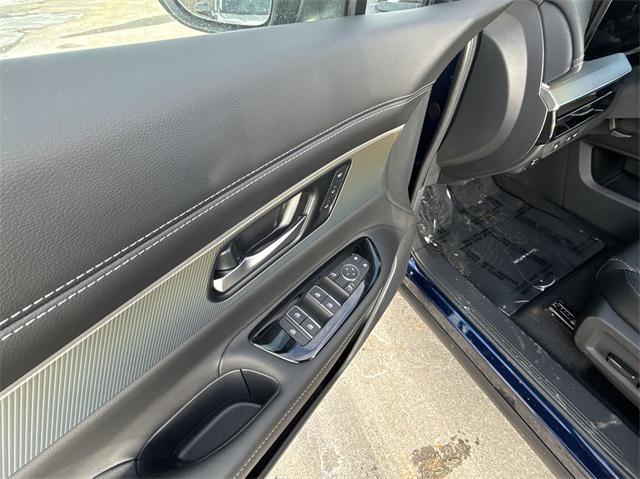 new 2025 Nissan Murano car, priced at $45,138