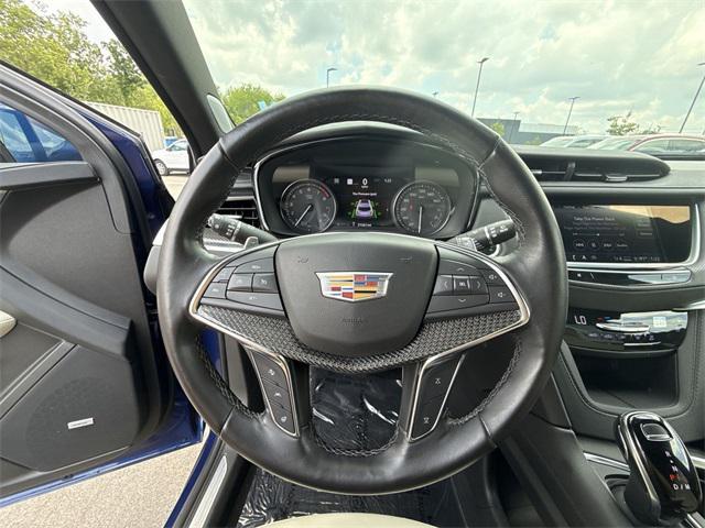 used 2023 Cadillac XT5 car, priced at $39,788