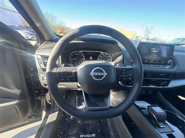 new 2025 Nissan Rogue car, priced at $31,040