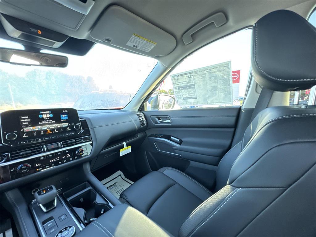new 2025 Nissan Pathfinder car, priced at $43,485