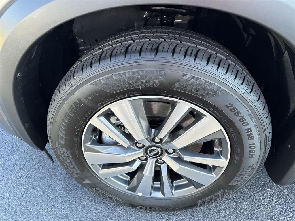 new 2025 Nissan Pathfinder car, priced at $43,485