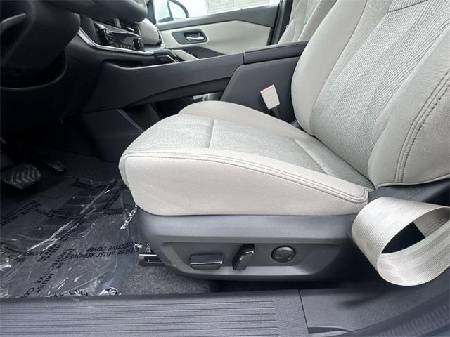new 2025 Nissan Rogue car, priced at $31,556