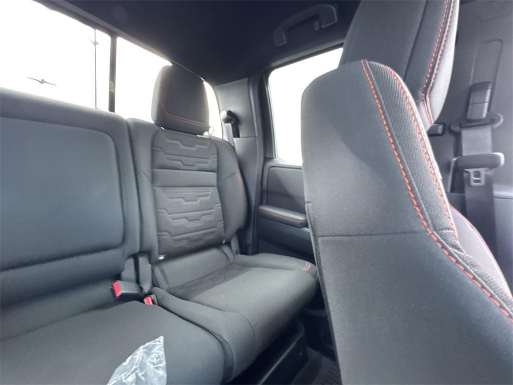 new 2025 Nissan Frontier car, priced at $39,384