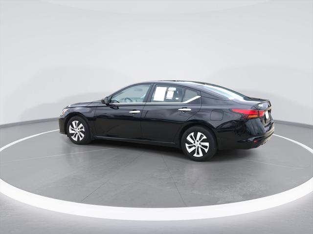 used 2023 Nissan Altima car, priced at $22,870