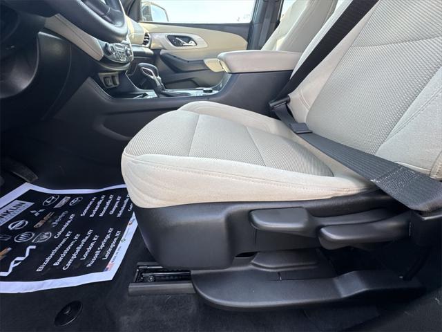 used 2022 Chevrolet Traverse car, priced at $28,800