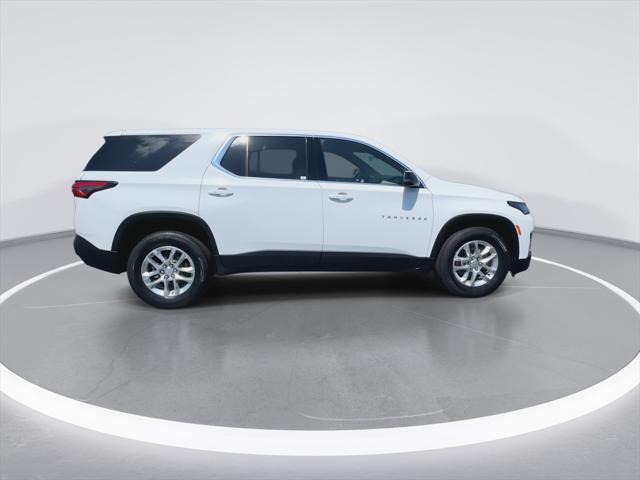 used 2022 Chevrolet Traverse car, priced at $28,800
