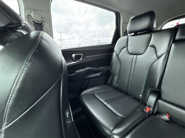 used 2024 Kia Sorento car, priced at $31,995