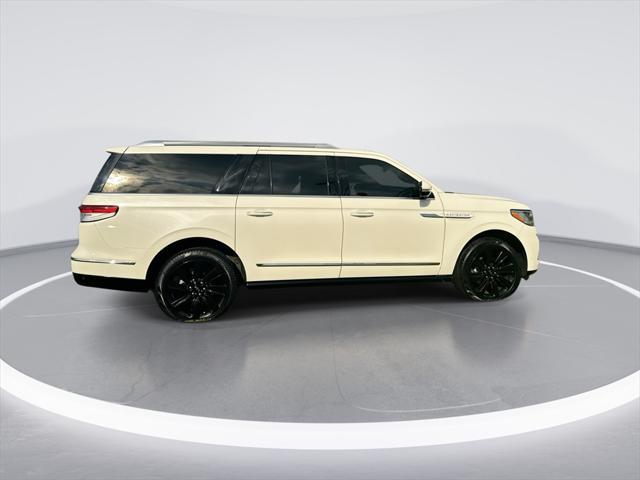 used 2023 Lincoln Navigator car, priced at $71,875