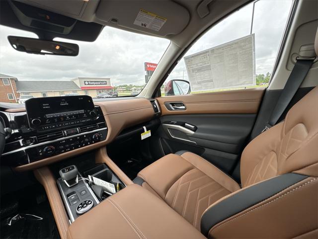 new 2025 Nissan Pathfinder car, priced at $48,225