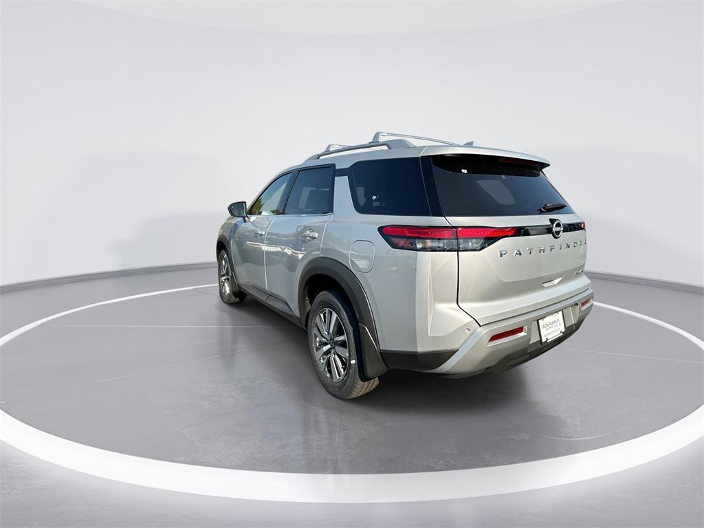 new 2025 Nissan Pathfinder car, priced at $43,784