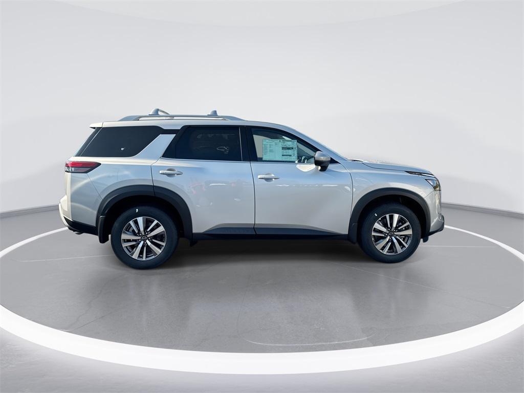new 2025 Nissan Pathfinder car, priced at $43,784