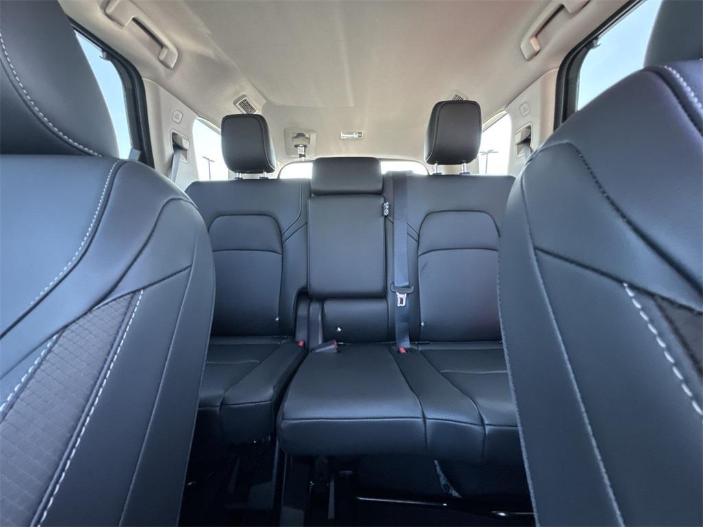 new 2025 Nissan Pathfinder car, priced at $43,784