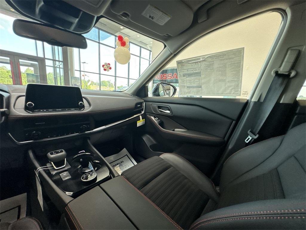 new 2025 Nissan Rogue car, priced at $35,918
