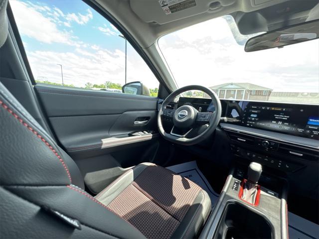 new 2025 Nissan Kicks car, priced at $29,156