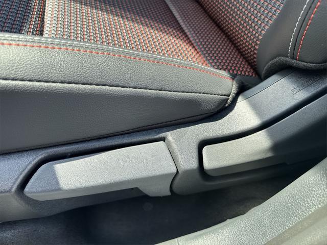 new 2025 Nissan Kicks car, priced at $29,156