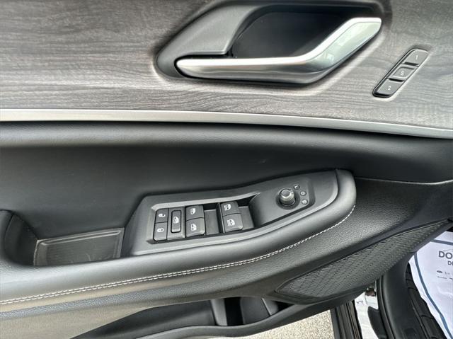 used 2023 Jeep Grand Cherokee L car, priced at $37,900