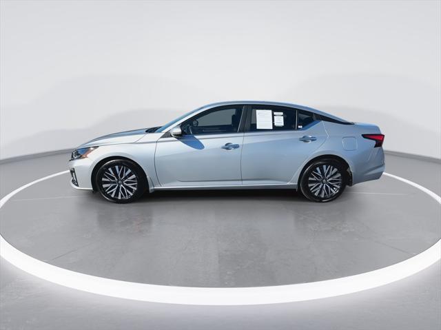 used 2023 Nissan Altima car, priced at $23,870