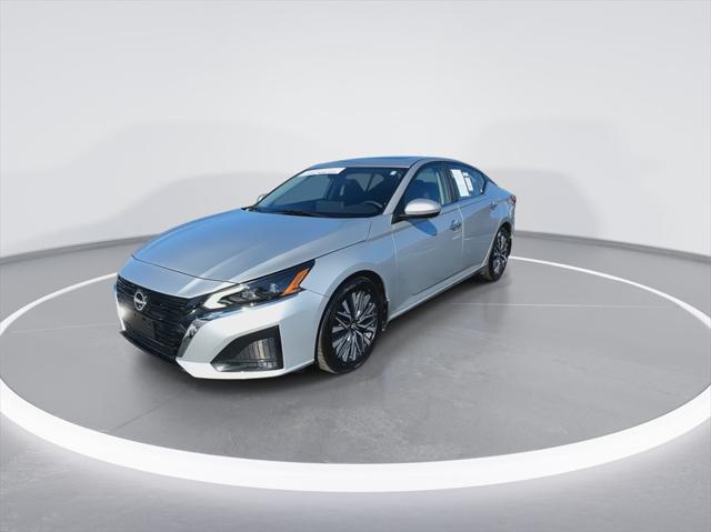 used 2023 Nissan Altima car, priced at $23,870