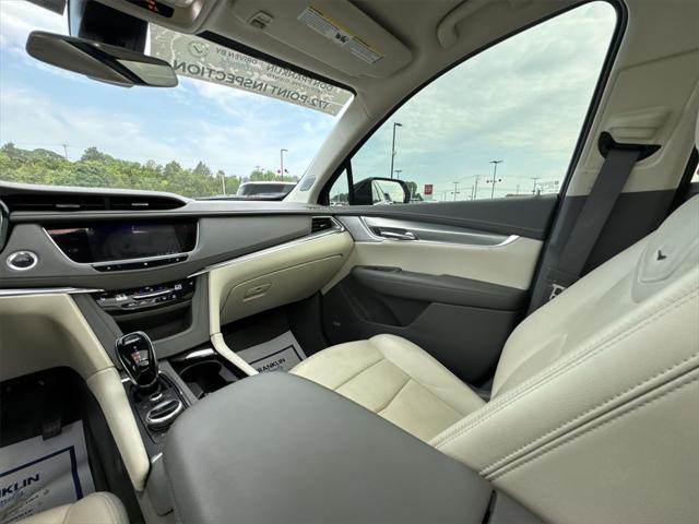 used 2021 Cadillac XT5 car, priced at $26,987