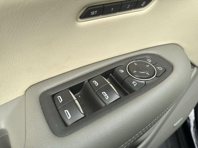 used 2021 Cadillac XT5 car, priced at $26,987