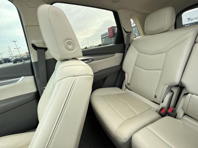 used 2021 Cadillac XT5 car, priced at $26,987