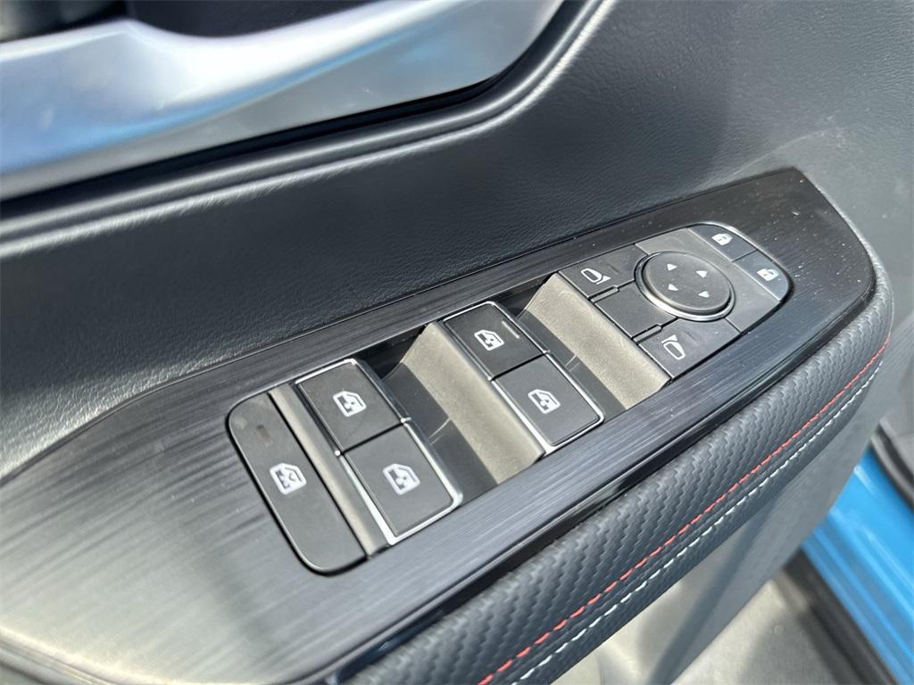 new 2025 Nissan Kicks car, priced at $30,884