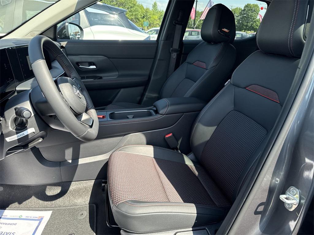 new 2025 Nissan Kicks car, priced at $1