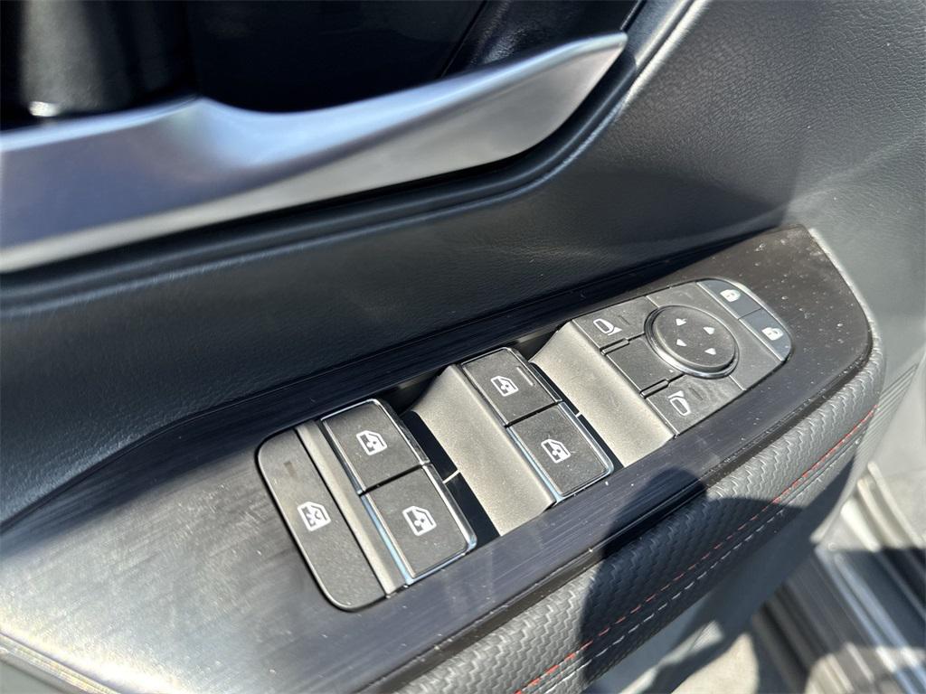 new 2025 Nissan Kicks car, priced at $1
