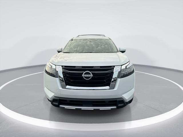 new 2025 Nissan Pathfinder car, priced at $49,855