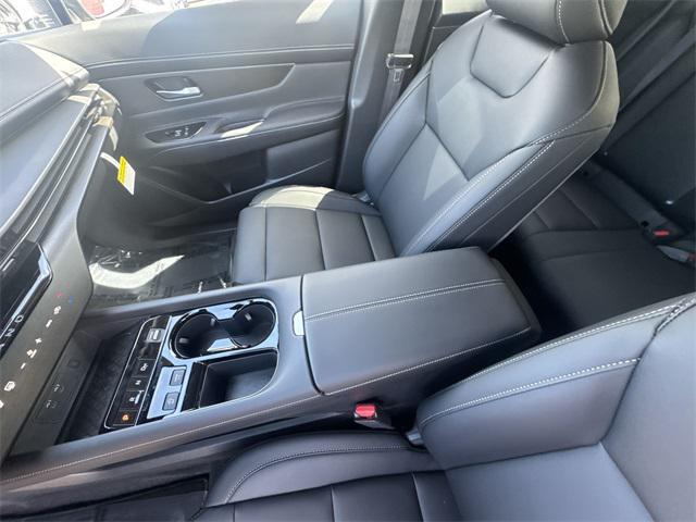 new 2025 Nissan Murano car, priced at $40,804
