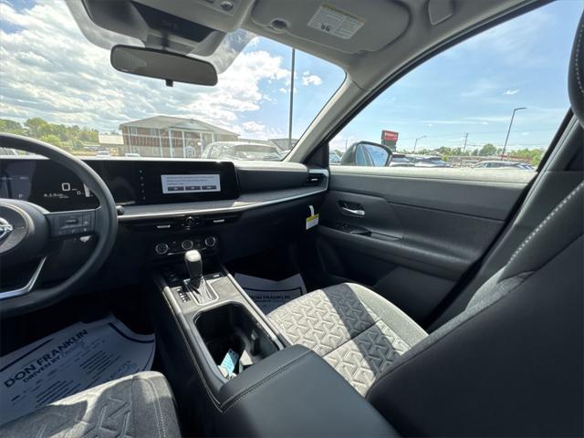 new 2025 Nissan Kicks car, priced at $26,515