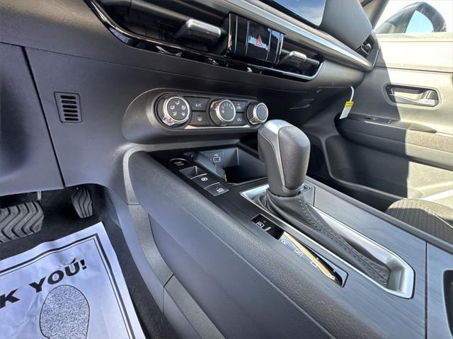 new 2025 Nissan Kicks car, priced at $24,050