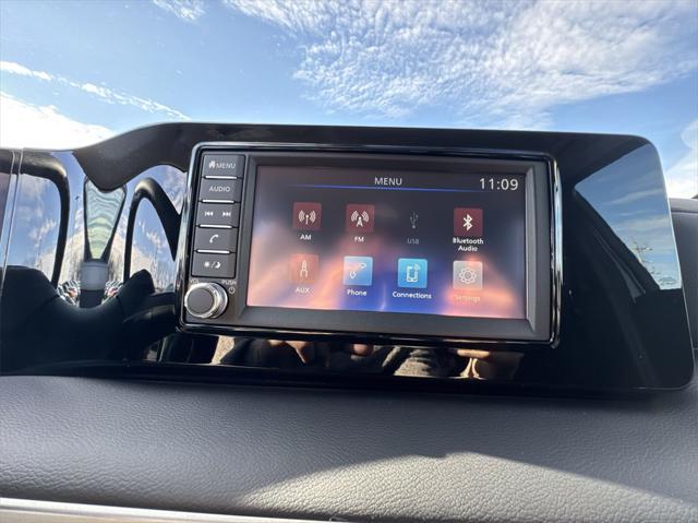 new 2025 Nissan Kicks car, priced at $24,050