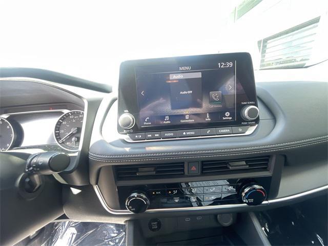 new 2025 Nissan Rogue car, priced at $30,879