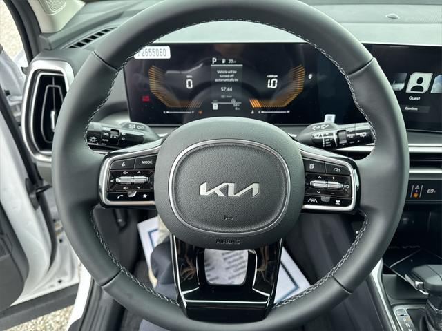 used 2025 Kia Sorento car, priced at $40,900
