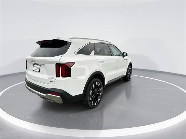 used 2025 Kia Sorento car, priced at $40,900