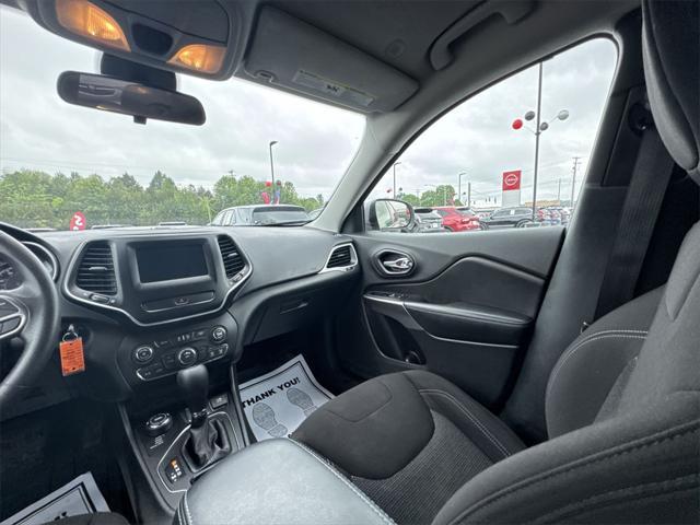used 2020 Jeep Cherokee car, priced at $15,755