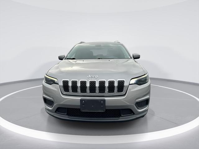 used 2020 Jeep Cherokee car, priced at $15,755